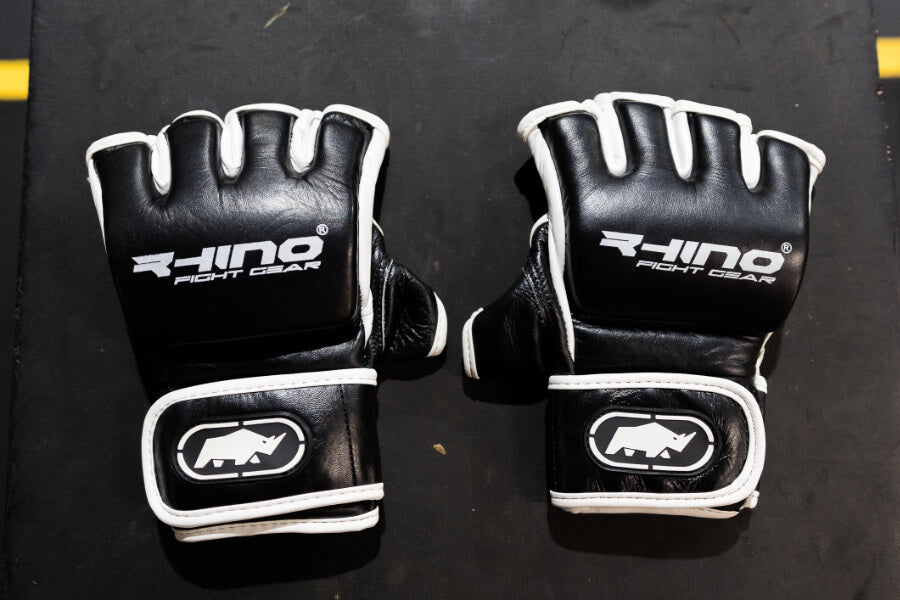 Rhino mma gloves (training)